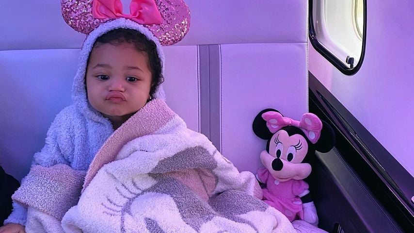 Süß! Hier zieht Kylie Jenners Tochter Stormi eine Schnute
