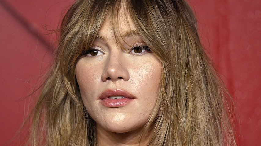 Suki Waterhouse