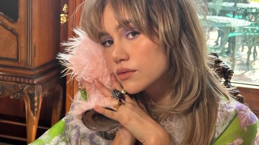 Suki Waterhouse, Musikerin