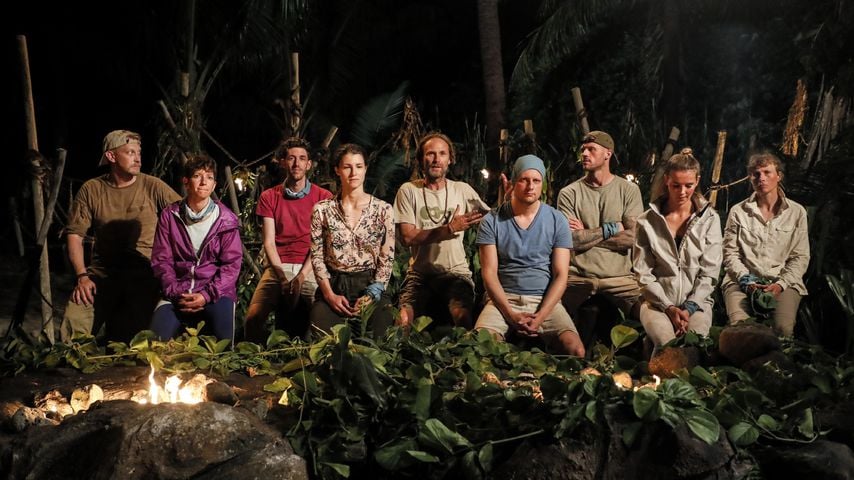 "Survivor"-Team blau alias Team Koro in Folge eins