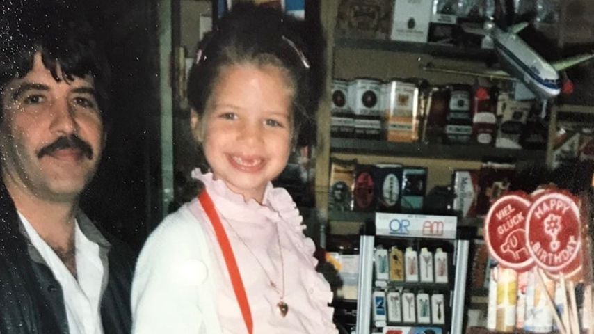 Zu Papas Geburtstag: Ex-GZSZ-Susan postet süßes Kinderfoto!