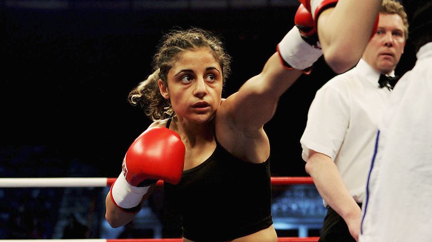 Susianna Kentikian beim Boxkampf