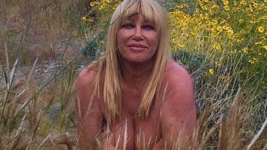 Zum 73. Geburtstag: US-Star Suzanne Somers postet Nackt-Foto