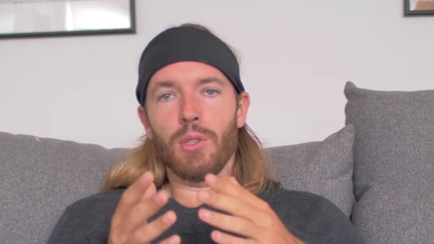 YouTube-Star isst rohes Eichhörnchen auf Veganer-Markt
