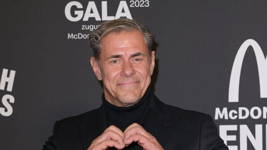 Sieben Jahre Beziehung: Sven Martinek turtelt auf der Wiesn