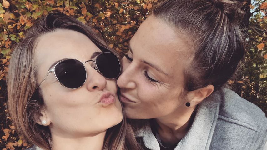 Svenja Huth (rechts) mit ihrer Partnerin Laura