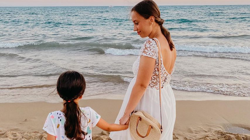 "Take Me Out"-Kandidatin Svenja mit ihrer Tochter Zoé