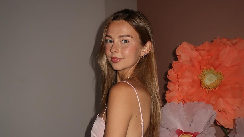 Sydney Towle, Internetpersönlichkeit