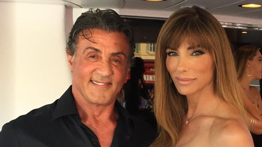 Er kann wieder lächeln: Sylvester Stallone mit Jen unterwegs