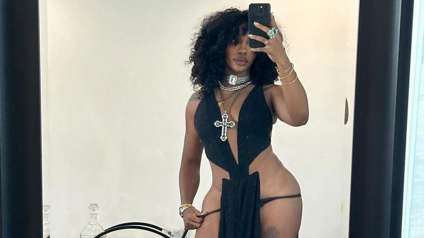 Sängerin SZA begeistert ihre Fans mit verführerischen Fotos