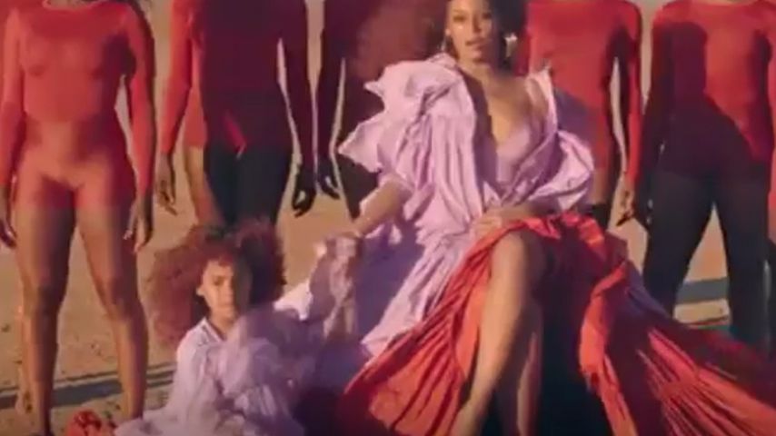 Szene aus Beyoncés Musikvideo zu "Spirit"