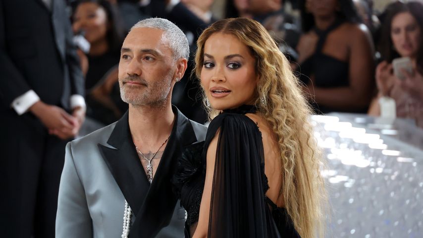 Taika Waititi hat Rita Ora keinen richtigen Antrag gemacht!