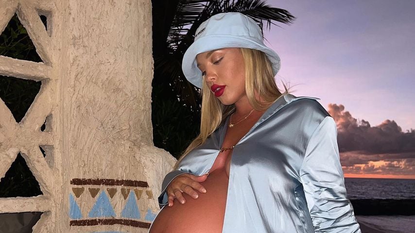 Nicht mehr lang: Tammy Hembrow stolz auf ihren runden Bauch