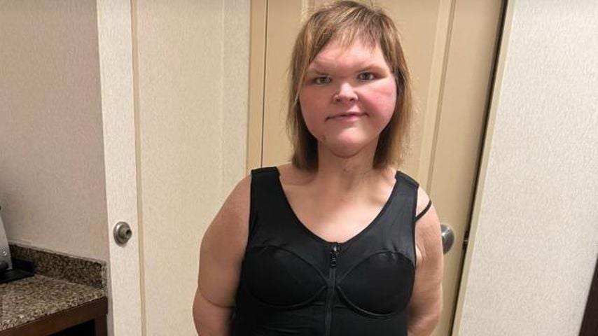 230 Kilo abgespeckt: Tammy Slaton posiert in Shapewear