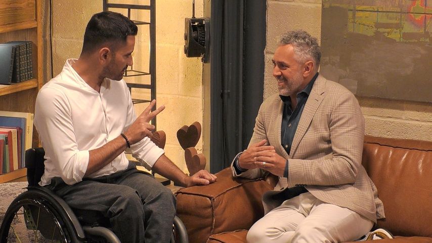 Tan Caglar und Roland Trettl bei "Promi First Dates"