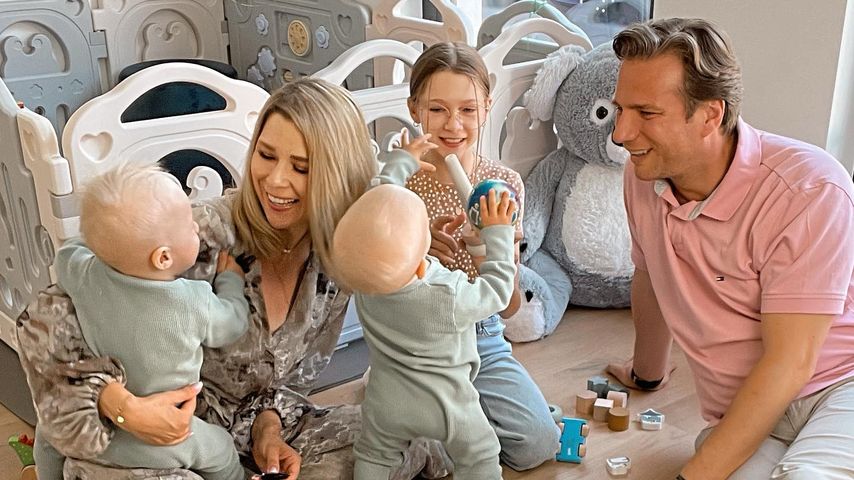 Tanja Szewczenko und ihre Familie, Mai 2022