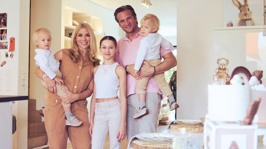 Tanja und Norman Szewczenko mit ihren Kindern Leo, Luis und Jona