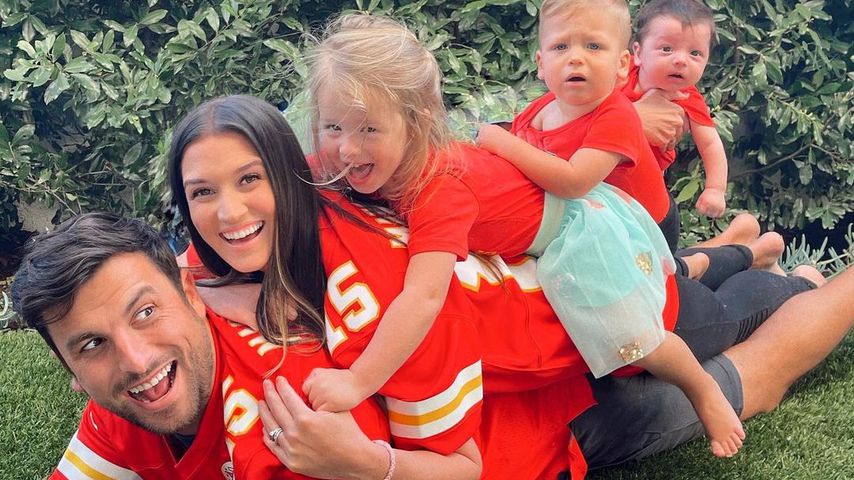 Tanner Tolpert und Jade Roper Tolbert mit ihren Kindern