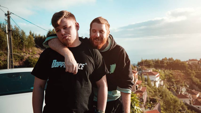 YouTube-Stars Tanzverbot und Unge von Stalkern heimgesucht