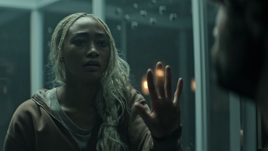 Gefangen im "You"-Käfig: Tati Gabrielle fühlte sich geehrt