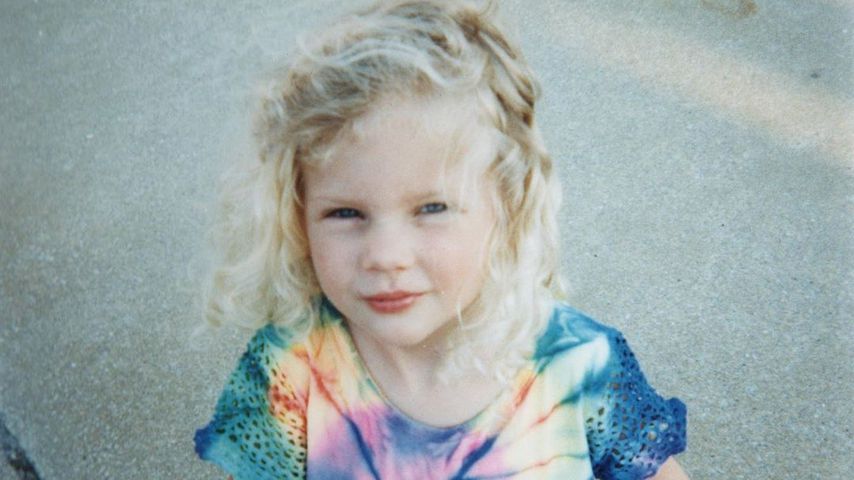 Zum 30. Geburtstag: Taylor Swift teilt süßes Kinderbild!