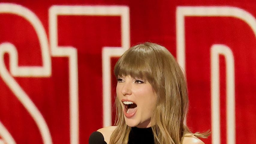 Taylor Swift widmet Dolly Parton ihren VMAs-Hauptpreis