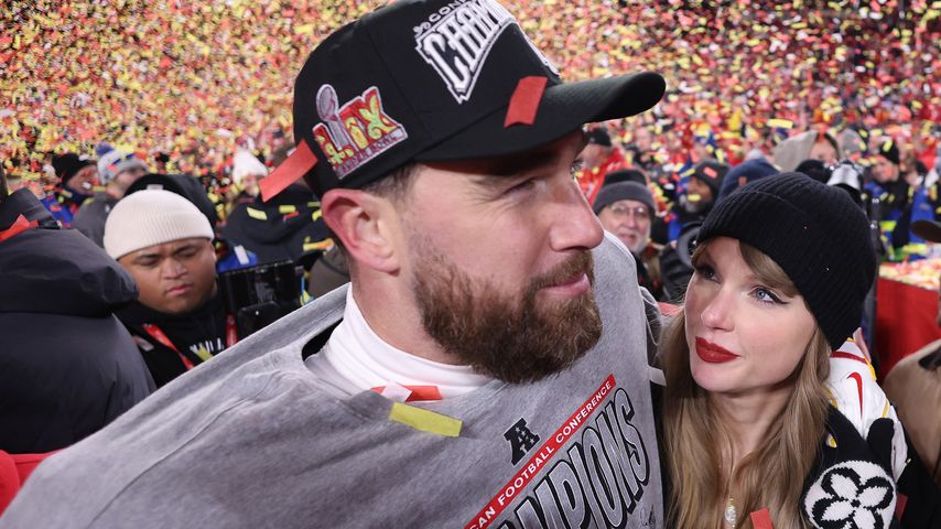 Taylor Swift und Travis Kelce nach dem Sieg der Kansas City Chiefs, Januar 2025