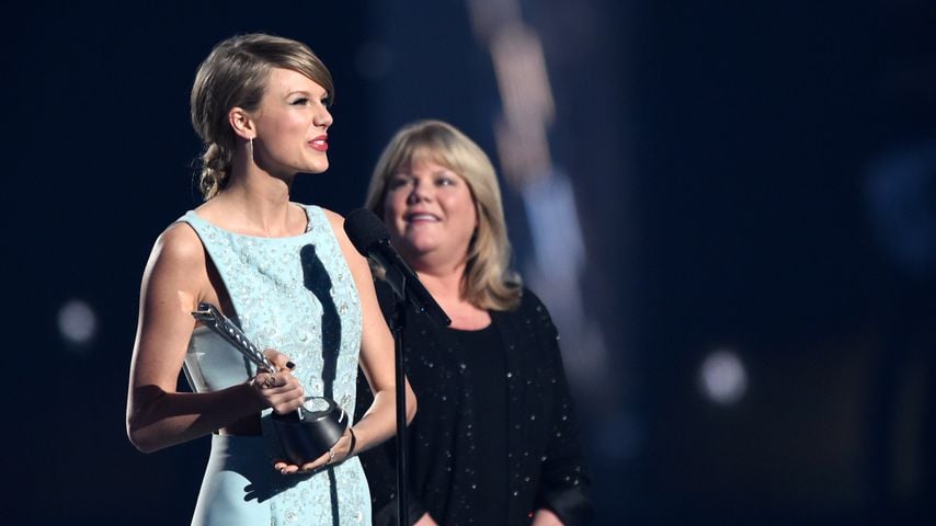 Taylor Swift und ihre Mutter Andrea, April 2015