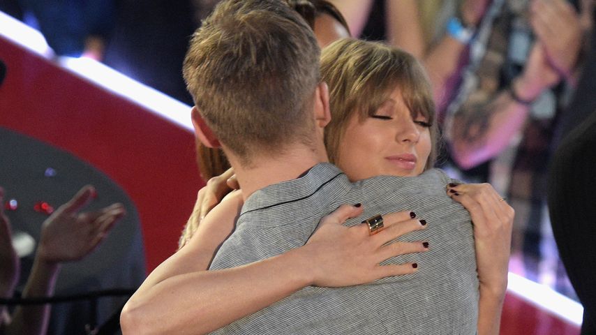 Gefühls-Chaos? Taylor Swift feiert zum Song ihres Ex' Calvin