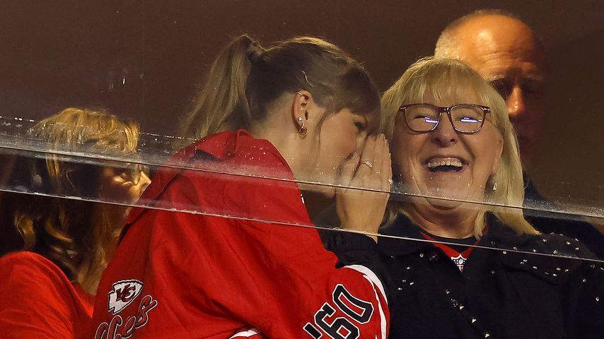 Taylor Swift und Donna Kelce im Oktober 2023