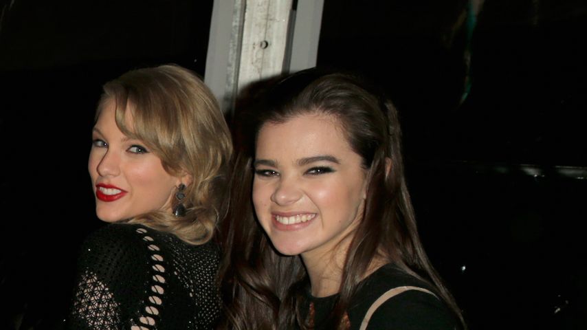 Taylor Swift und Heilee Steinfeld auf einer Golden Globes Aftershow Party, 2014