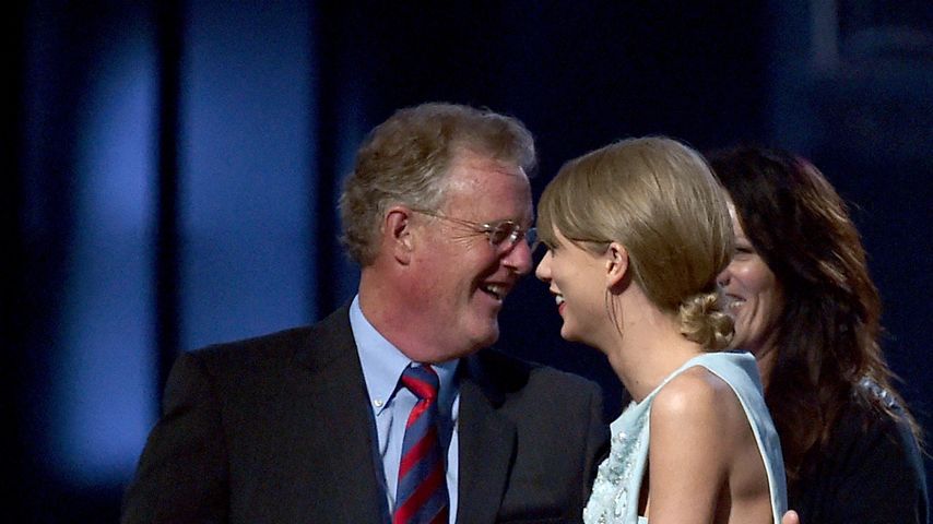Taylor Swift und ihr Vater Scott Swift im April 2015 in Texas