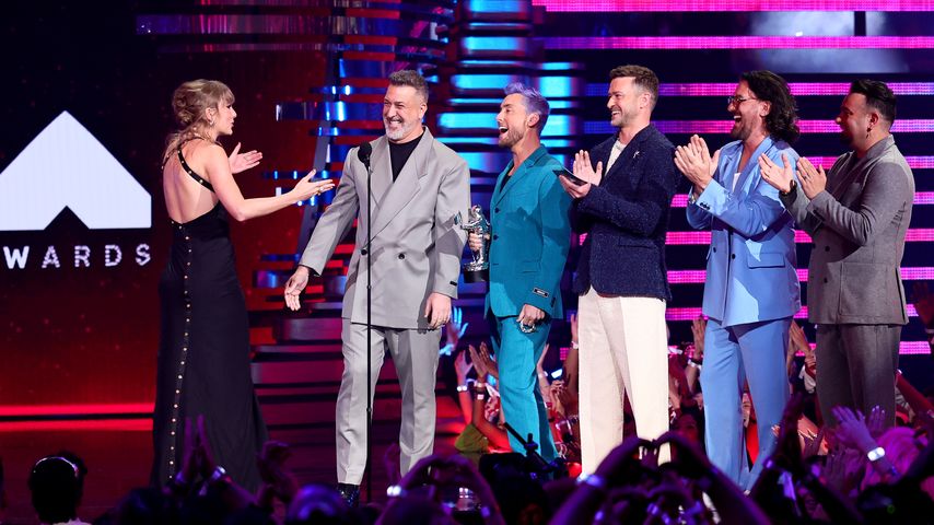 Taylor Swift und *NSYNC bei den VMAs 2023