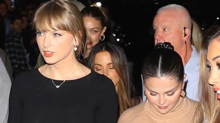 Taylor Swift und Selena Gomez im November 2023