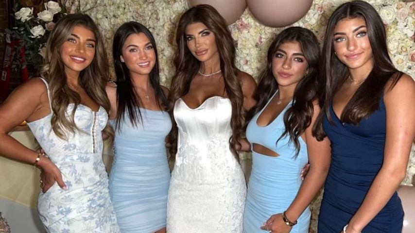 Teresa Giudice mit ihren Töchtern bei ihrem Jungesellenabschied, August 2022