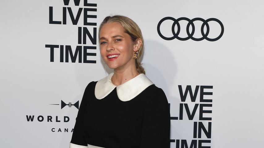 Nach Fehlgeburt: Teresa Palmer strahlt auf dem roten Teppich