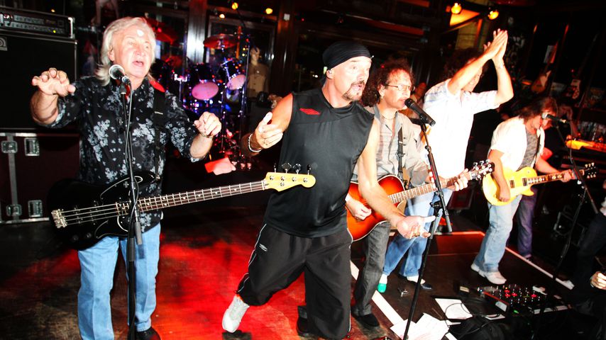 Terry Uttley bei einem Smokie-Konzert 2010 in Hamburg