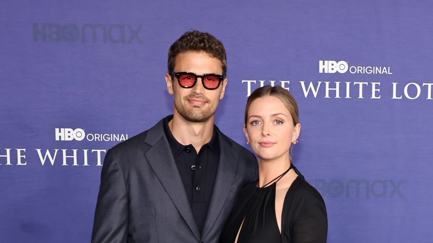 Theo James und seine Frau Ruth Kearney, Oktober 2022