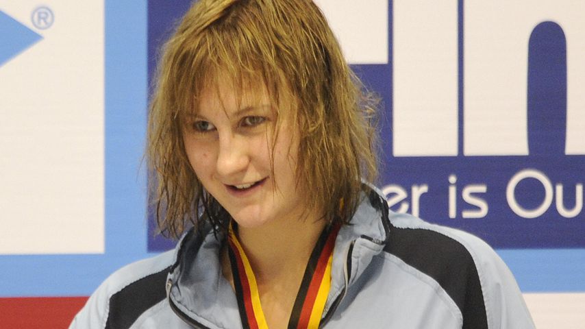 Lesbisch: Top-Schwimmerin zeigt ihre große Liebe!