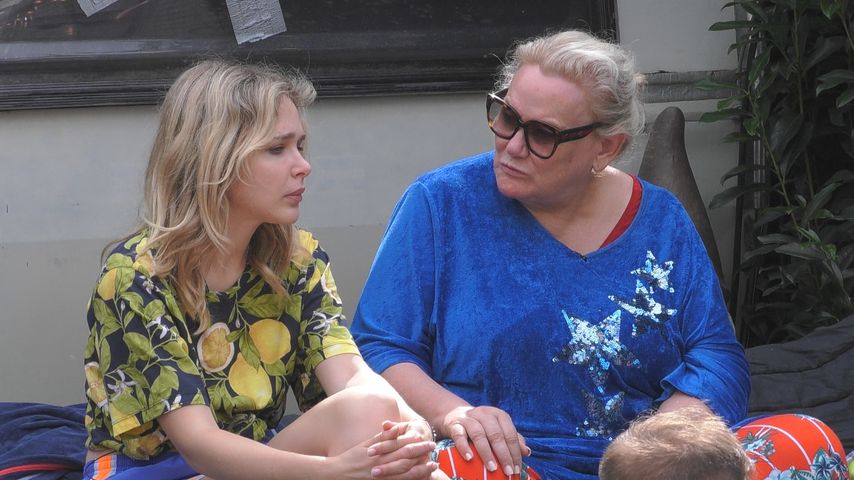 Theresia Fischer und Lilo von Kiesenwetter bei "Promi Big Brother" 2019