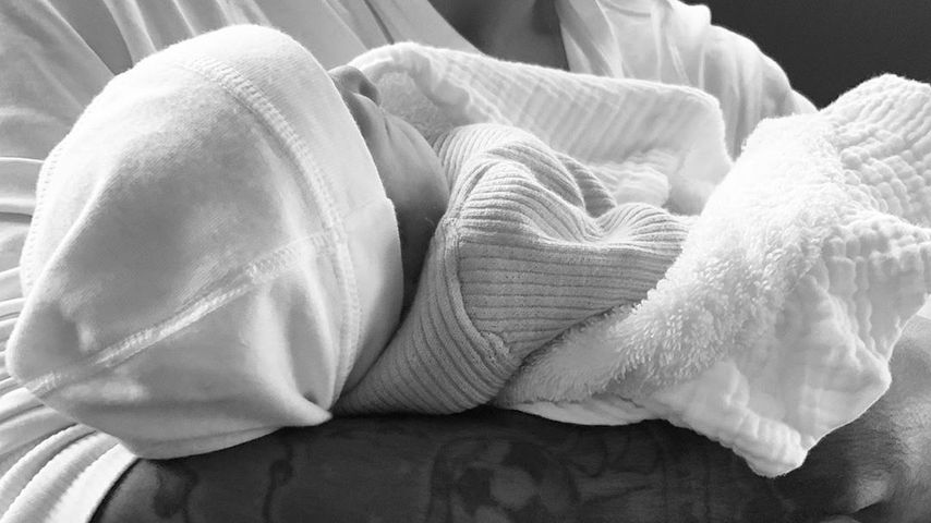 Thiago Alcántara mit seiner Tochter Siena