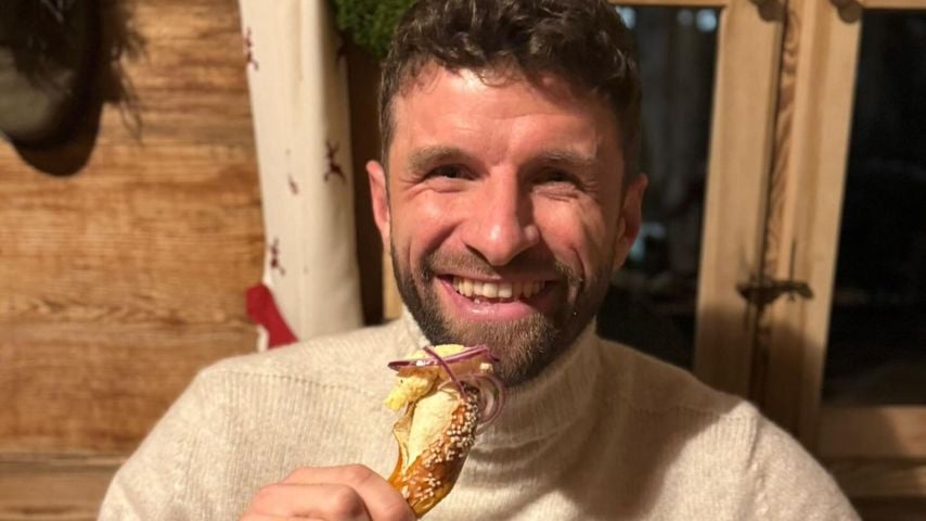 Thomas Müller genießt Ausflug zur Heimat mit Gaumenschmaus