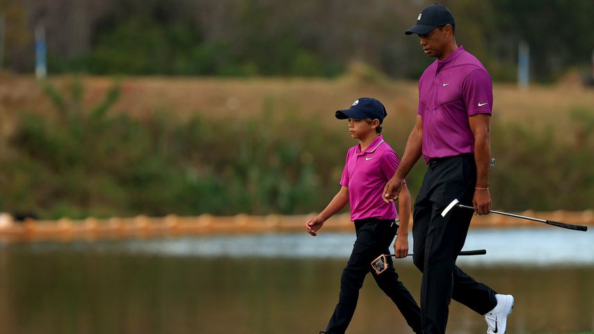 Tiger Woods mit seinem Sohn Charlie im Dezember 2020 in Orlando