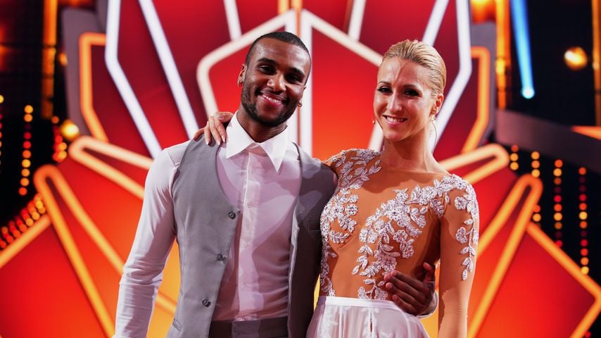 Tijan Njie und Kathrin Menzinger bei "Let's Dance"