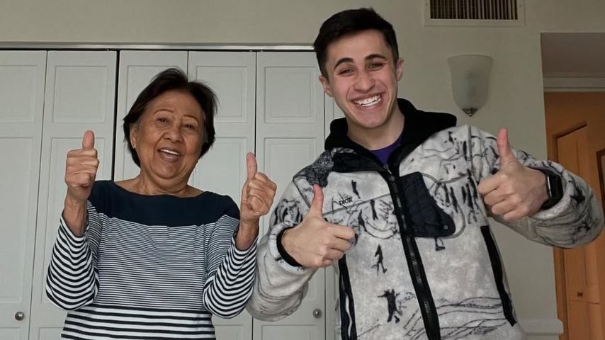 TikToker Chris Olsen mit seiner verstorbenen Großmutter Lola