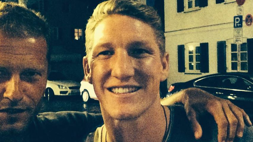 Bromance-Selfie: Schweiger & Schweini auf Tour