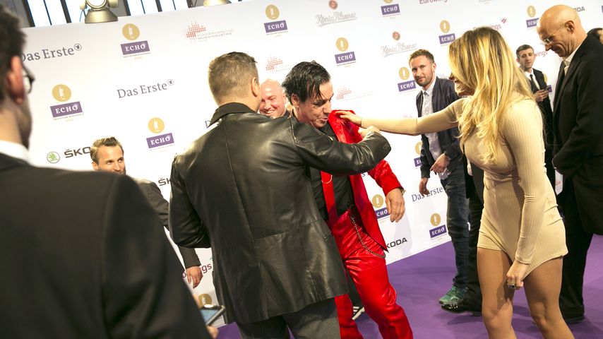 Till Lindemann und Sophia Thomalla beim Echo 2016