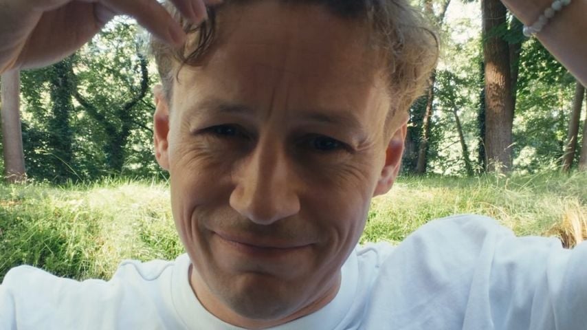 Ganz neuer Look: Tim Bendzko trennt sich von seinen Locken