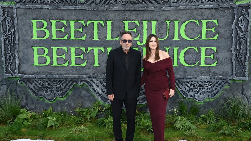 Tim Burton und Monica Bellucci bei der Premiere von "Beetlejuice Beetlejuice" im August 2024