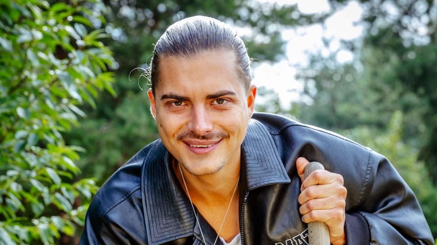 Sonnyboy Tim Kühnel: Die Promihof-Girls sind offen für mehr